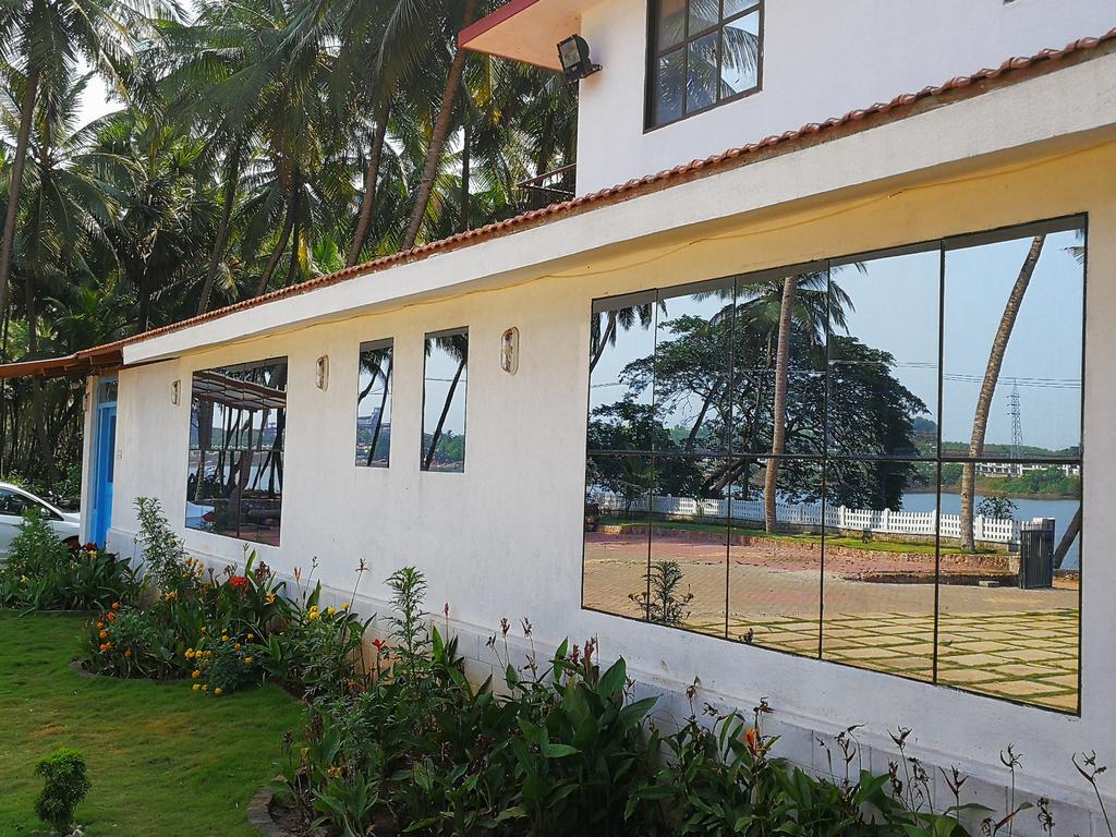 Nisarga Nirvana River House Mangalore Eksteriør billede