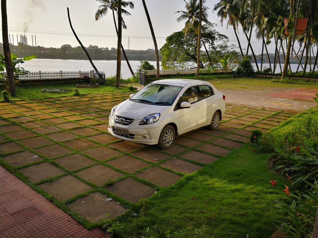 Nisarga Nirvana River House Mangalore Eksteriør billede