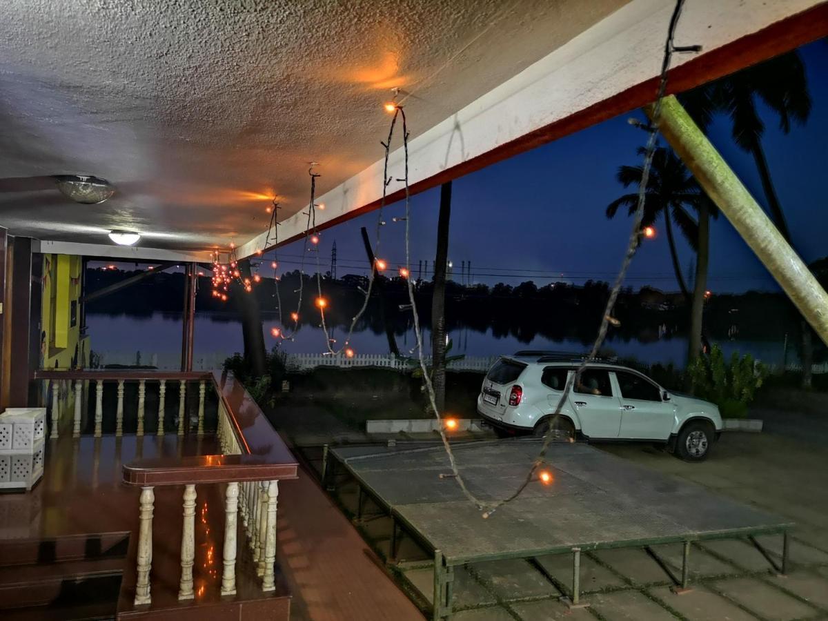 Nisarga Nirvana River House Mangalore Eksteriør billede